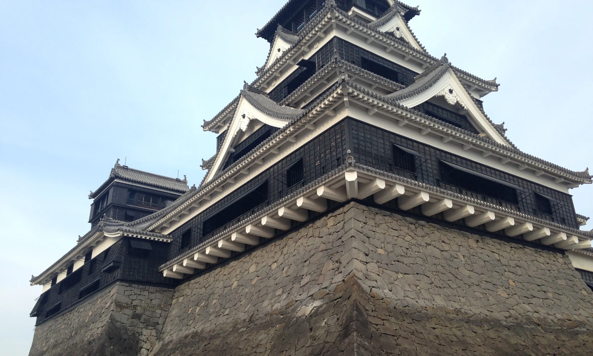 Kumamoto Castle keep, the defining landmark of Kumamoto Prefecture, near several One Piece statue locations